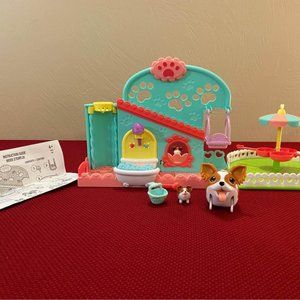 Chubby Puppies and Friends Pet Fun Center Playset.